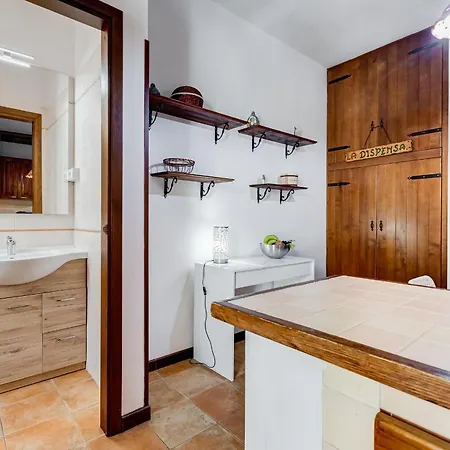 Bdc - Egeria 3-bdr Huge Apartamento *