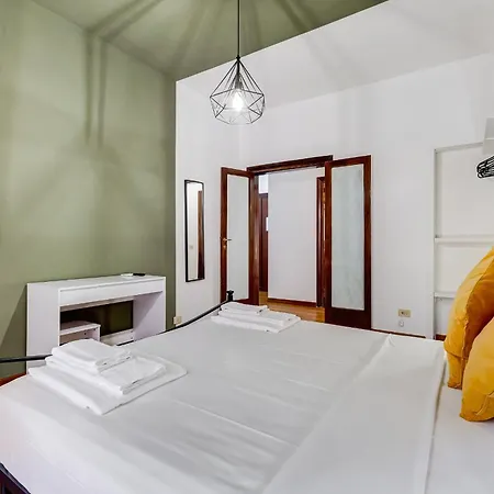 Bdc - Egeria 3-bdr Huge Apartamento