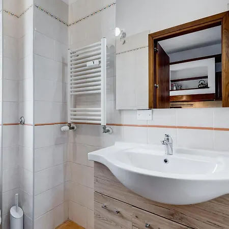Bdc - Egeria 3-bdr Huge Apartamento *