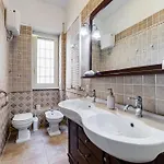 Bdc - Egeria 3-bdr Huge Apartamento