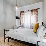 Bdc - Egeria 3-bdr Huge Apartamento