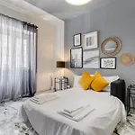 Bdc - Egeria 3-bdr Huge Apartamento