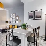 Bdc - Egeria 3-bdr Huge Apartamento *