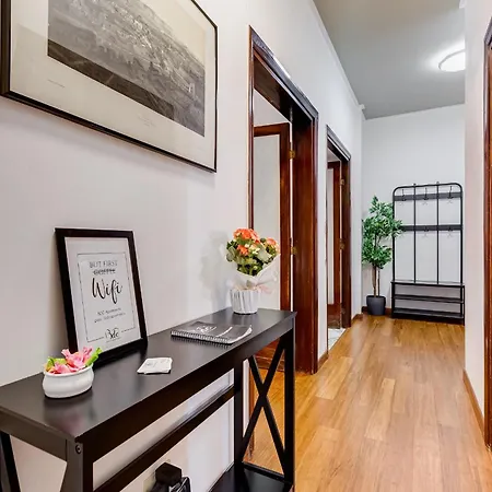 Bdc - Egeria 3-bdr Huge Διαμέρισμα *