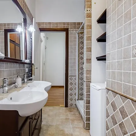 Bdc - Egeria 3-bdr Huge Διαμέρισμα *