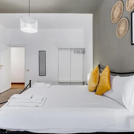 Bdc - Egeria 3-bdr Huge *